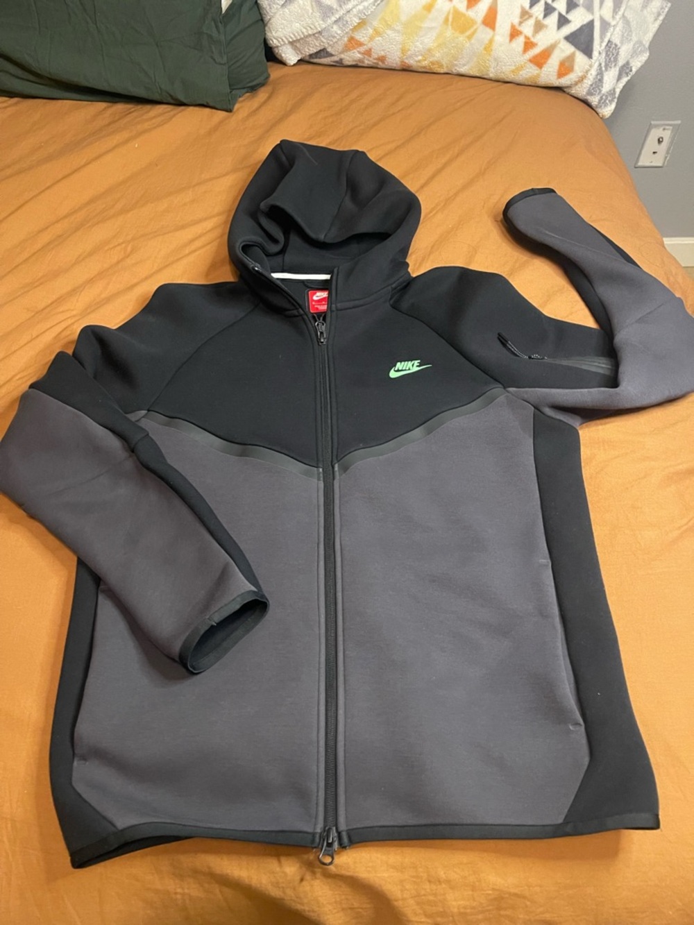Black & Charcoal Nike tech fleece zip up with Neon Green Swoosh - Picture 4 of 7
